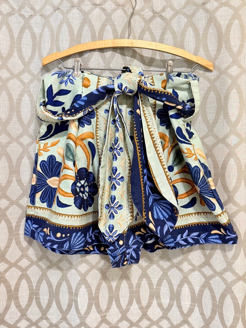 Farm Rio Ocean Tapestry Belted High Waisted Shorts Size 32